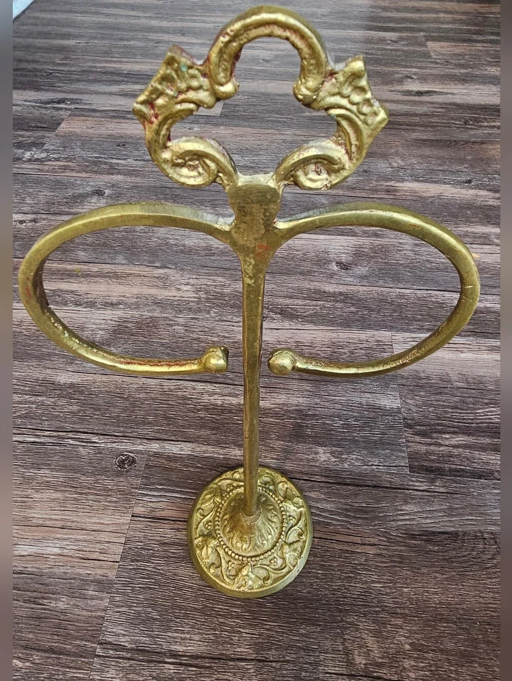 Vintage Ornate Metal Countertop Hand Towel Holder Bathroom